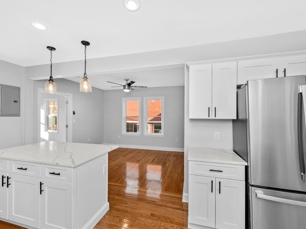 156 Shirley St #1 photo 4