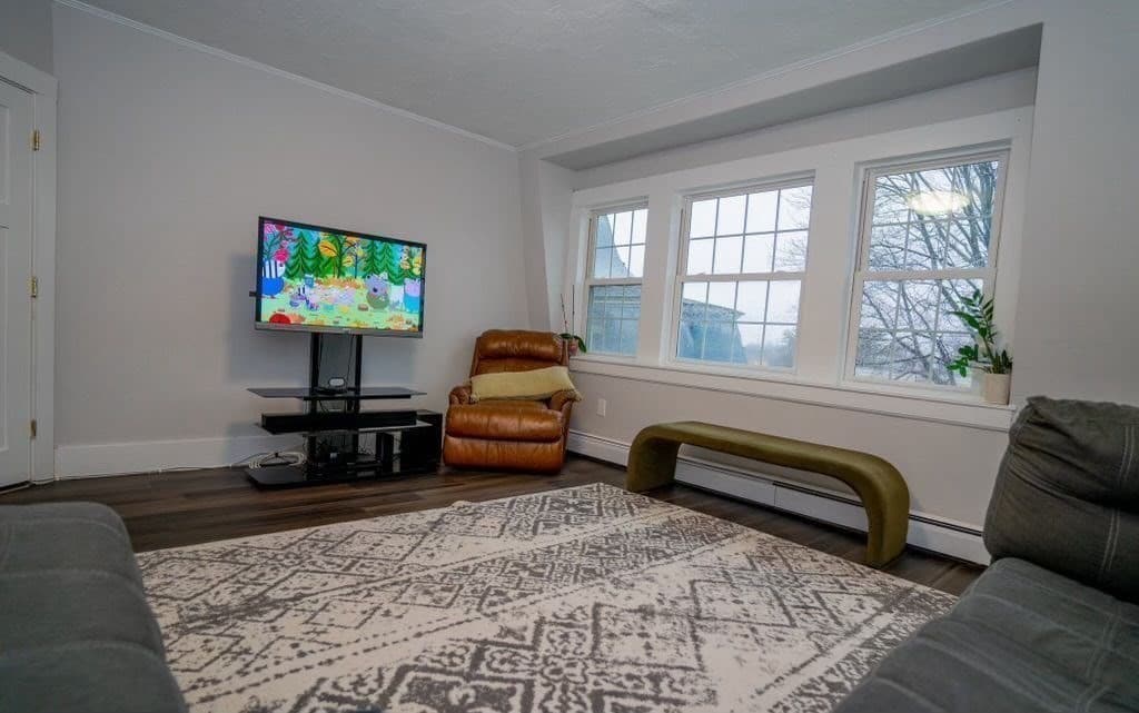 12 Randall Ave #2 photo 2