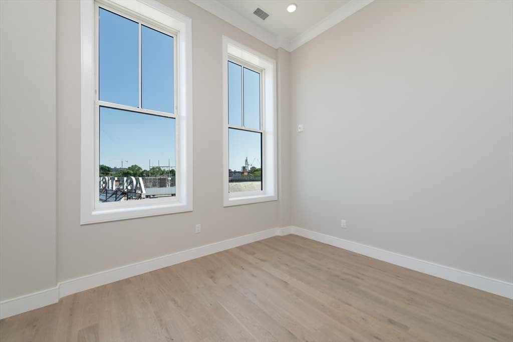 4 Franklin Street #202
