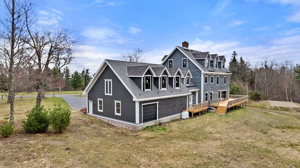138 Ridge Rd photo 3