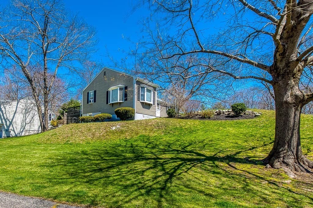 79 Ledgewood Road photo 3