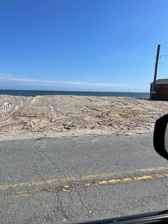 106 East Beach Rd. photo 4