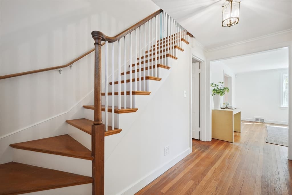 14 Meadowbrook Road photo 3