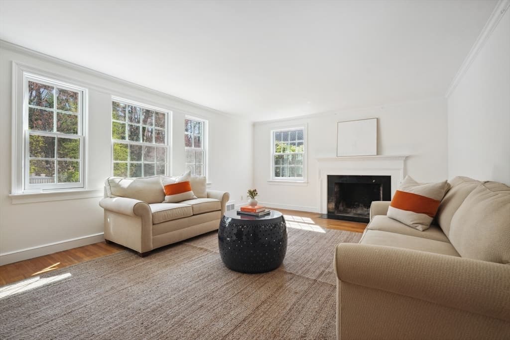 14 Meadowbrook Road photo 5