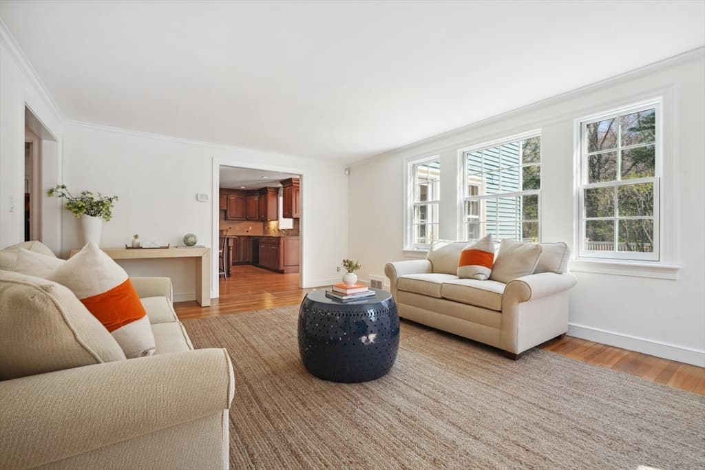 14 Meadowbrook Road photo 4