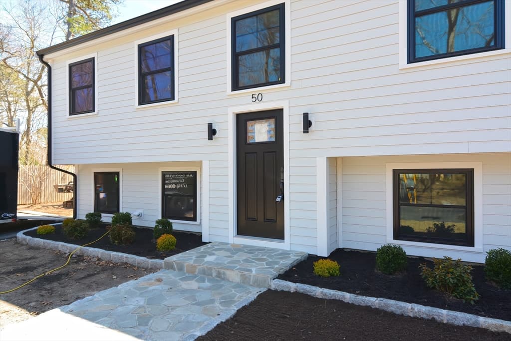 50 Rainbow Ln photo 3