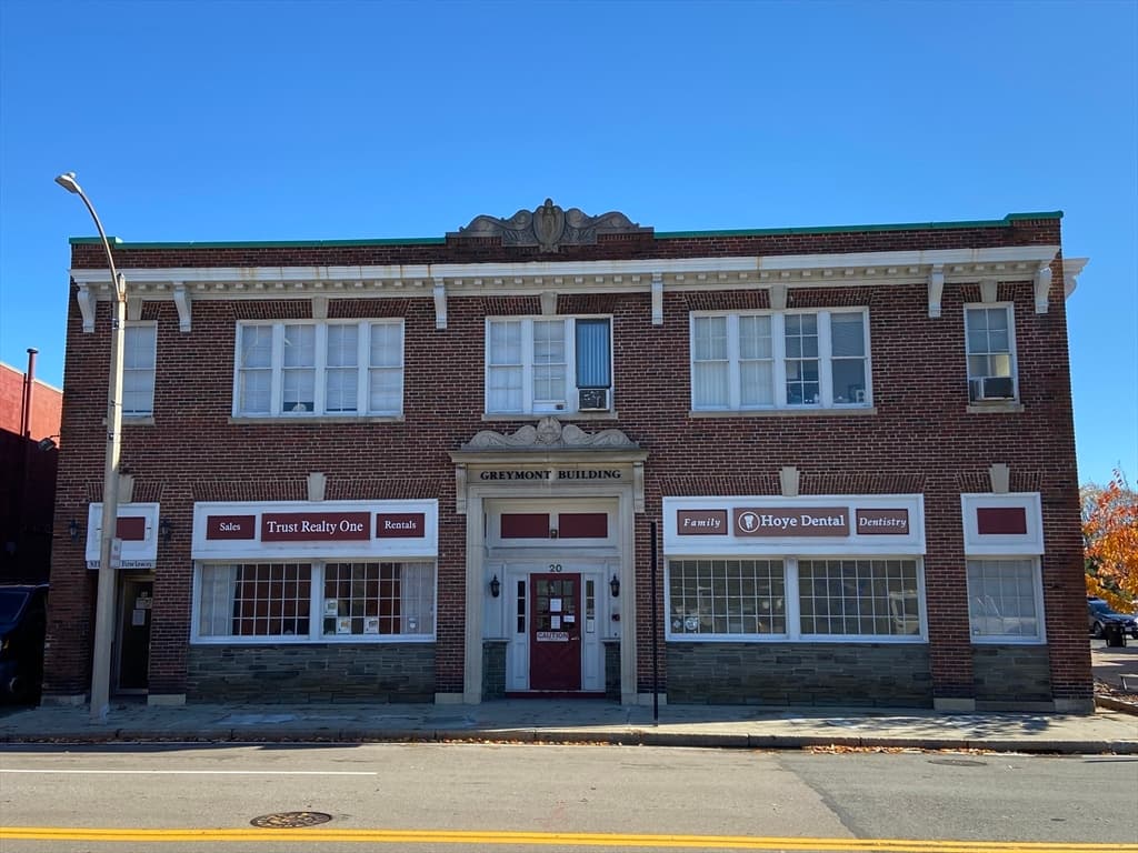 20 Chestnut St #1