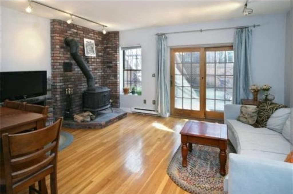 66 Clarendon St #1 photo 2