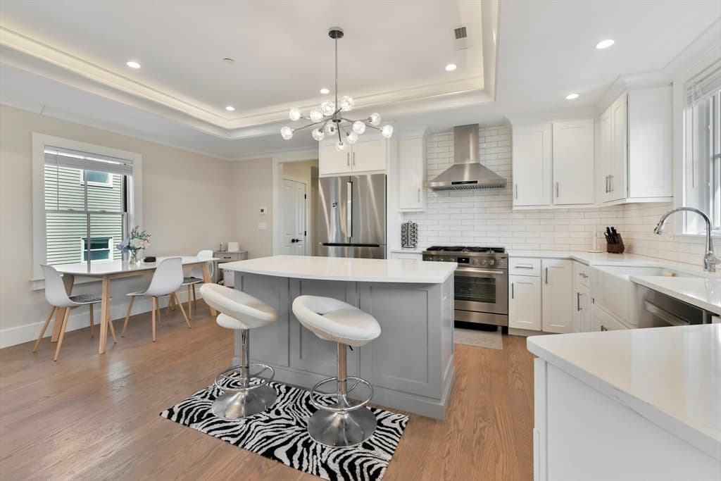 180 Adams St #6 photo 2