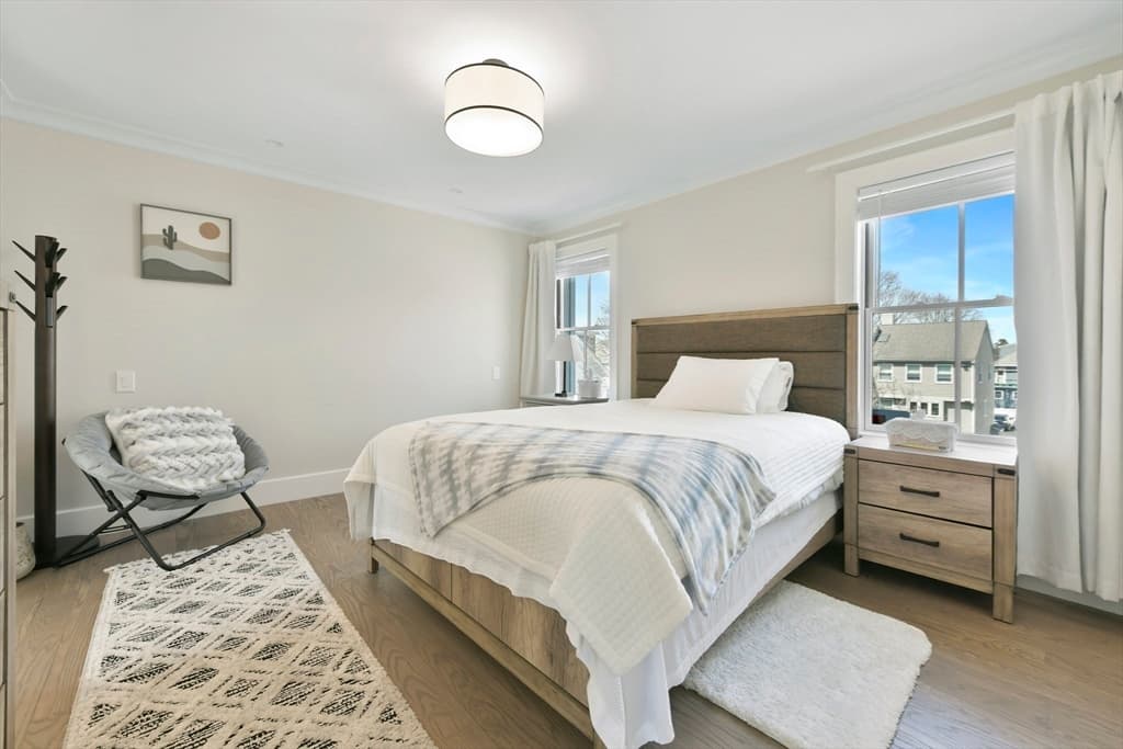 180 Adams St #6 photo 5
