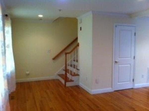 36 Bacon St #2 photo 3