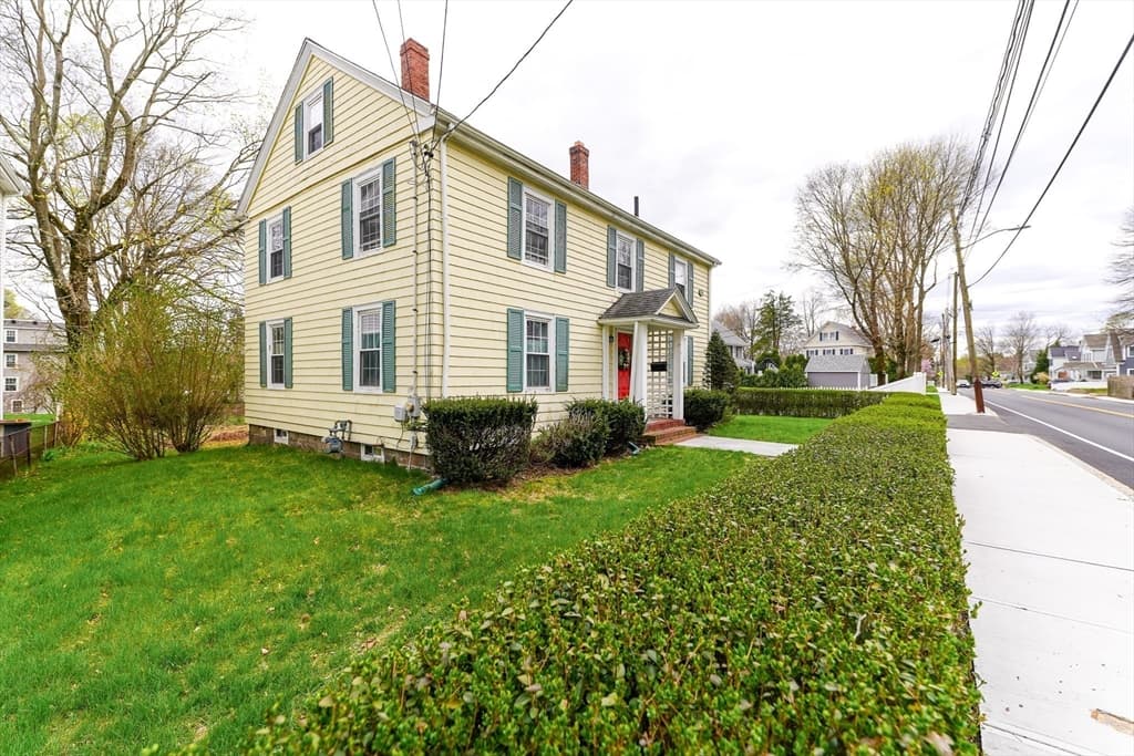 506 Washington St photo 3