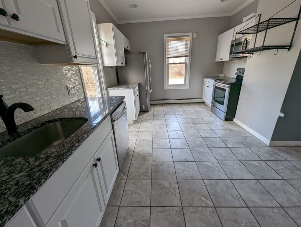380 Wilson photo 5
