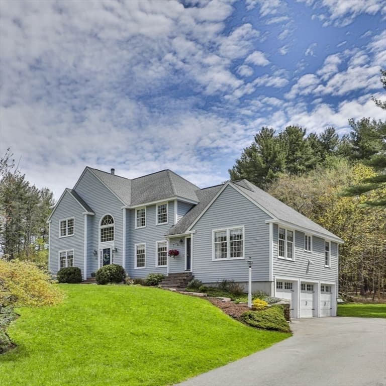 102 Lost Pond Lane