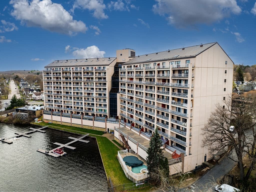 65 Lake Ave #216