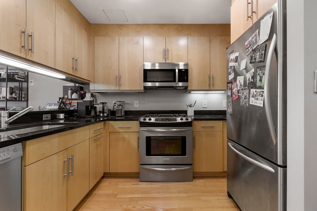 80 Broad St #809 photo 5