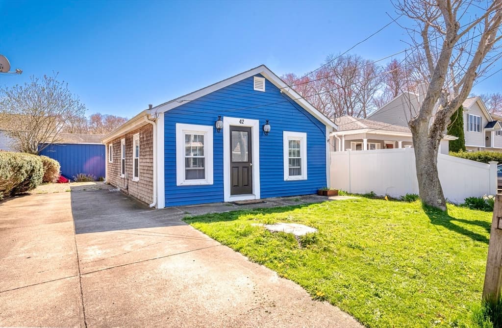 42 Mccabe St photo 2
