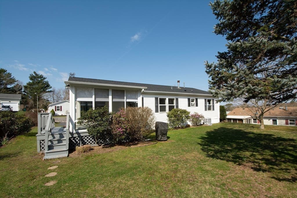 9 Headlands Drive photo 2