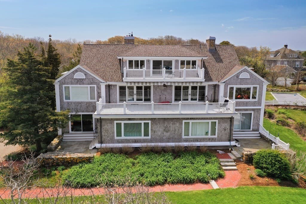 46 Gunning Point Avenue #2 photo 4