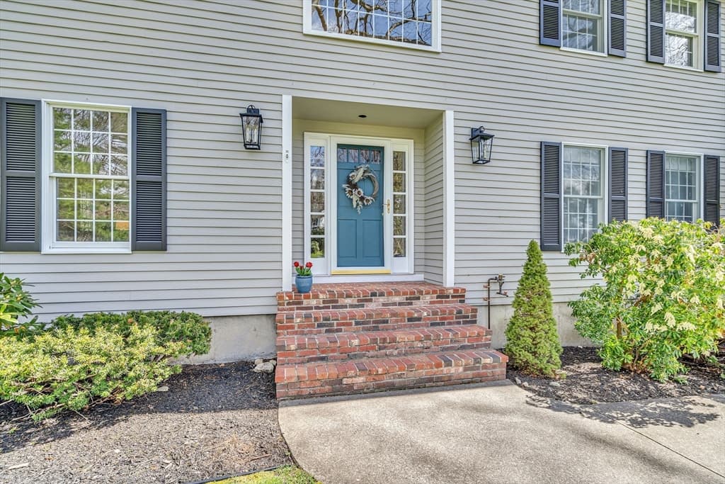 9 Algonquin Avenue photo 3