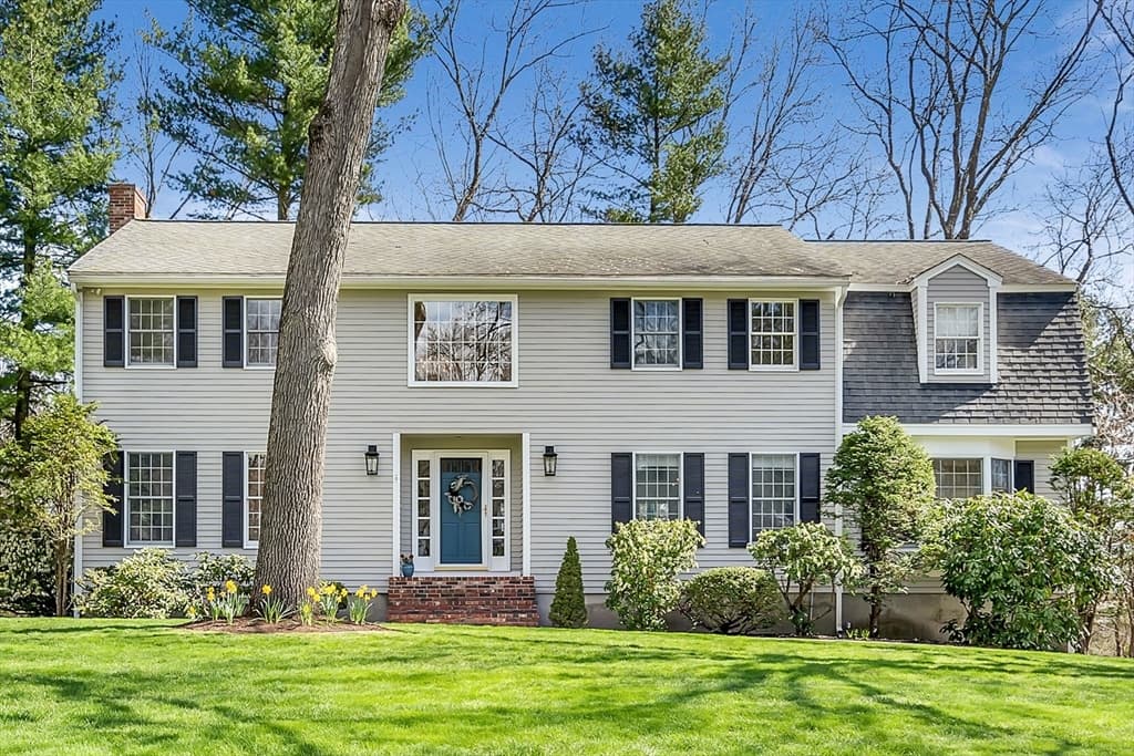 9 Algonquin Avenue