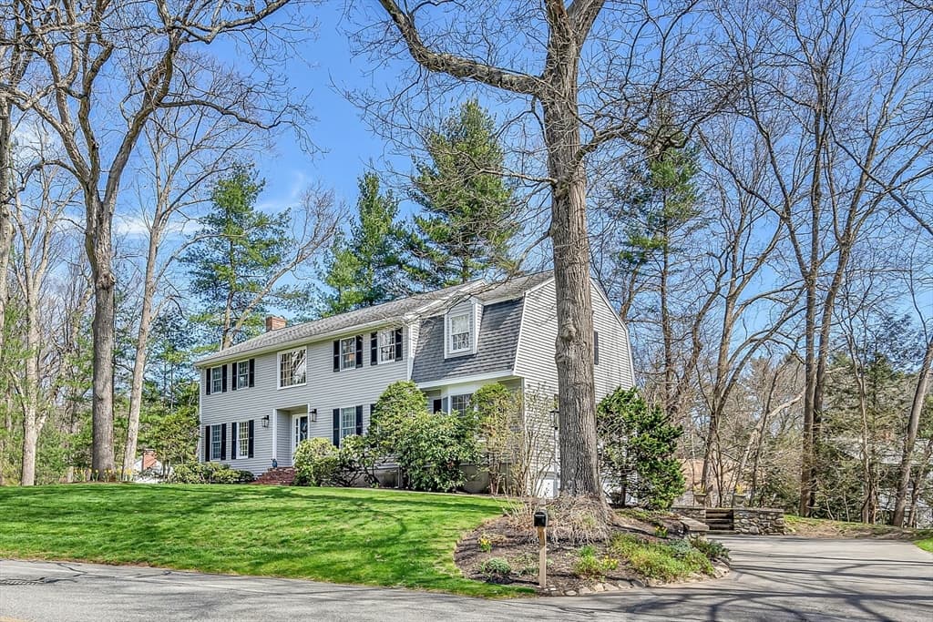 9 Algonquin Avenue photo 4