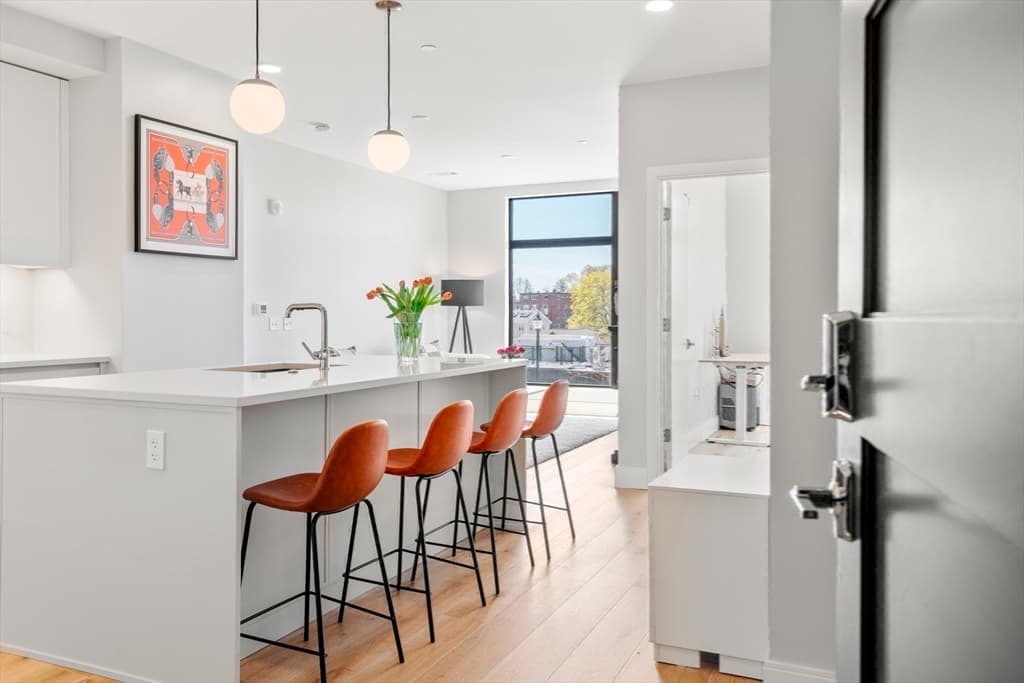 191 Washington Street #310 photo 2
