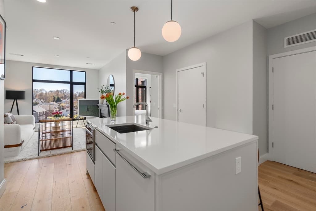 191 Washington Street #310 photo 5