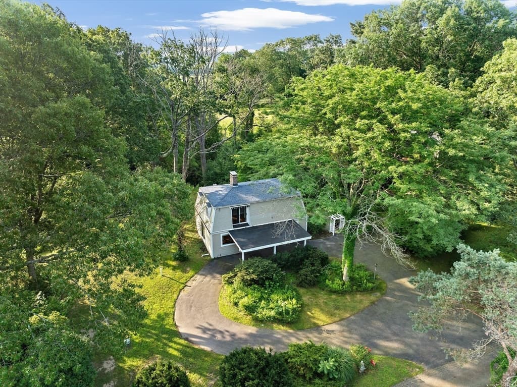 208 Damons Point Rd photo 2
