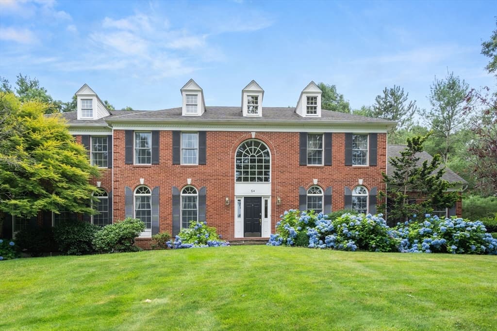 64 Greenwood Rd