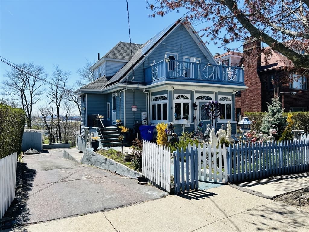 198 Orient Ave