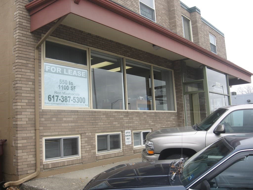 1719-1725 Revere Beach Pkwy photo 4