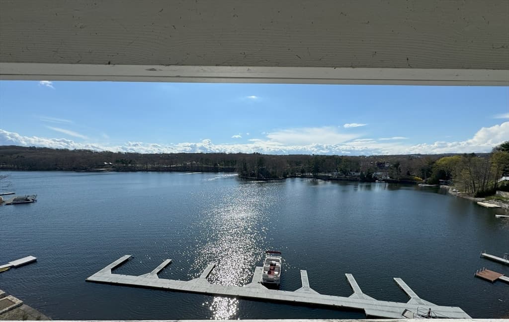 190 S Quinsigamond Ave #206 photo 2