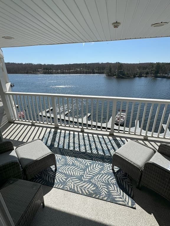 190 S Quinsigamond Ave #206