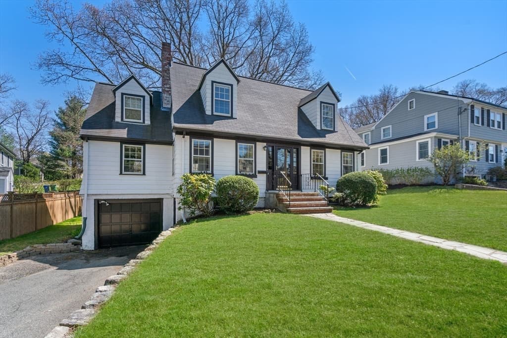 130 Oliver Road photo 3