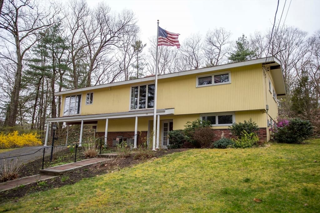 25 Condor Road