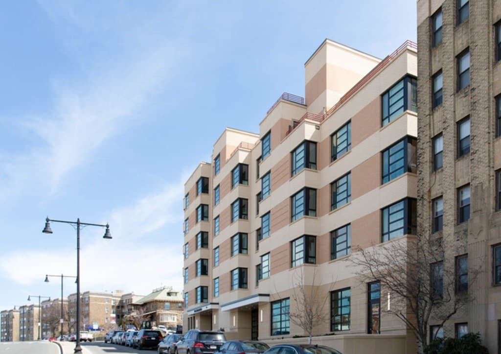 1650 Commonwealth Ave #405