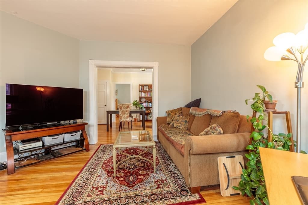 5-7 Cottage Avenue photo 5
