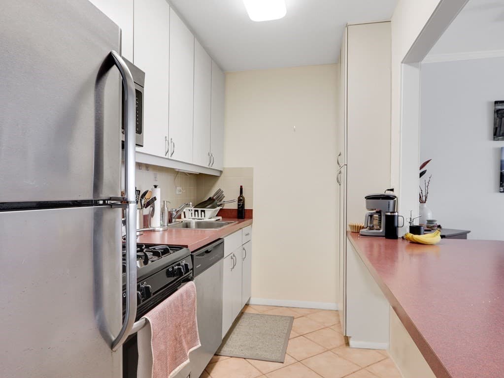 8 Whittier Pl #10G