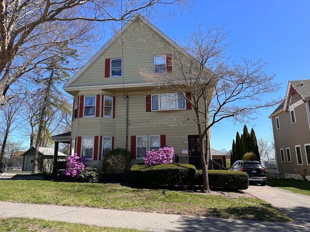 396 Highland Ave #1 photo 2