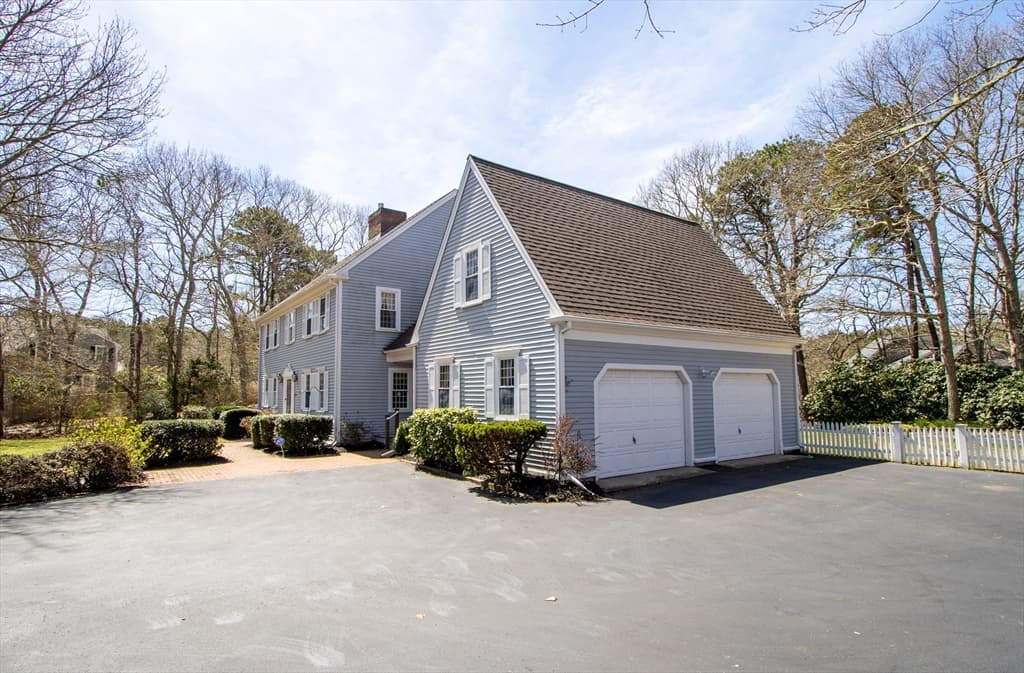 309 Oakmont Rd photo 2