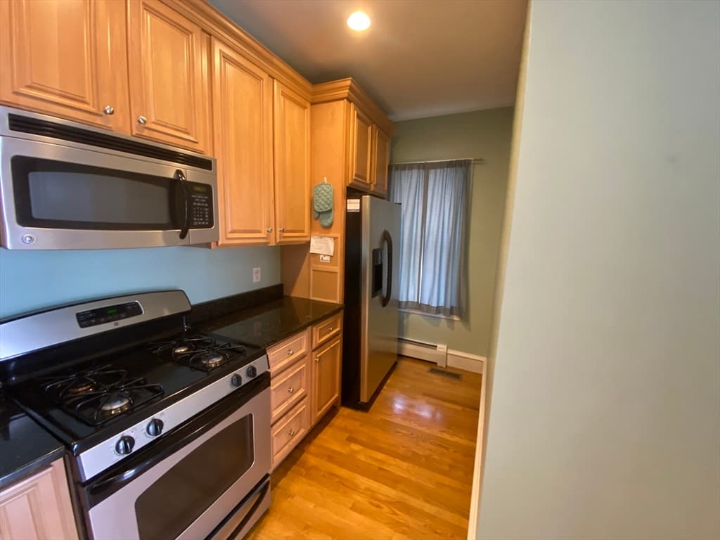 32 Harvard Street #3 photo 5