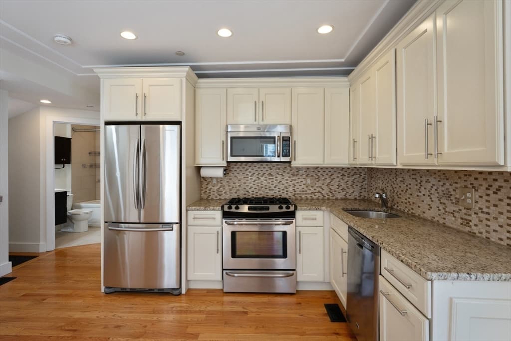 104 D St. #1 photo 4