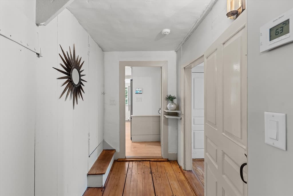 42 Summer St photo 3