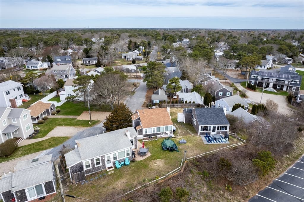 6 Beach Hills Road #B photo 4