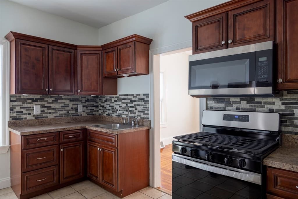 1 Louisburg Pl #1 photo 2