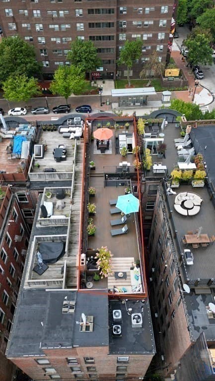 1688 Washington St #4 photo 3