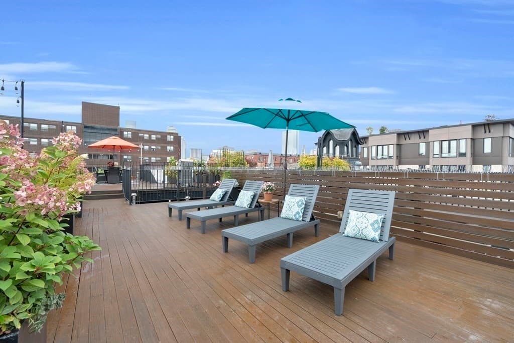 1688 Washington St #4 photo 4