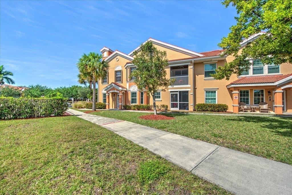 1757 Concordia Lake Circle #3410