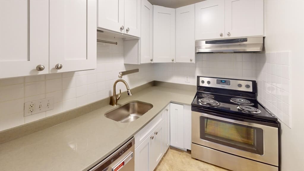 24 Highland Ave #15 photo 3